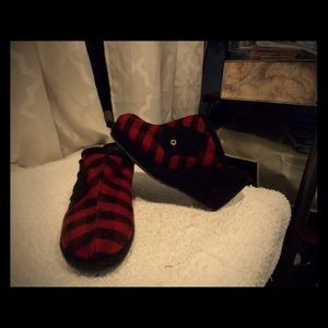 Plaid flannel clog